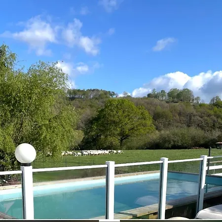 Homestay 4 Couchages Proche Du Bourg De La Bastide Clairence *